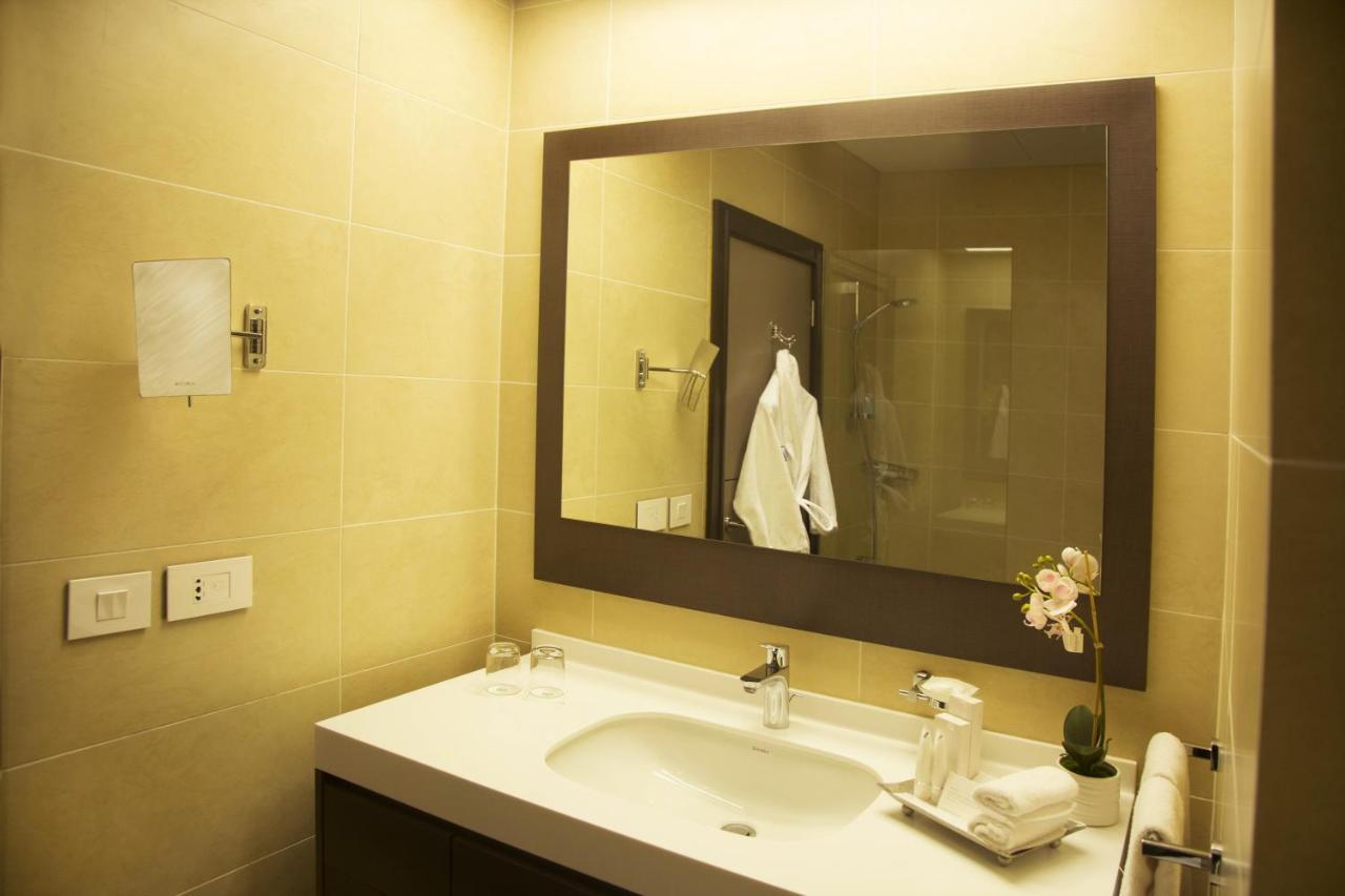 คิน พลาซา อาร์ยาน บาย โรตานา Hotel คินชาซา ภายนอก รูปภาพ