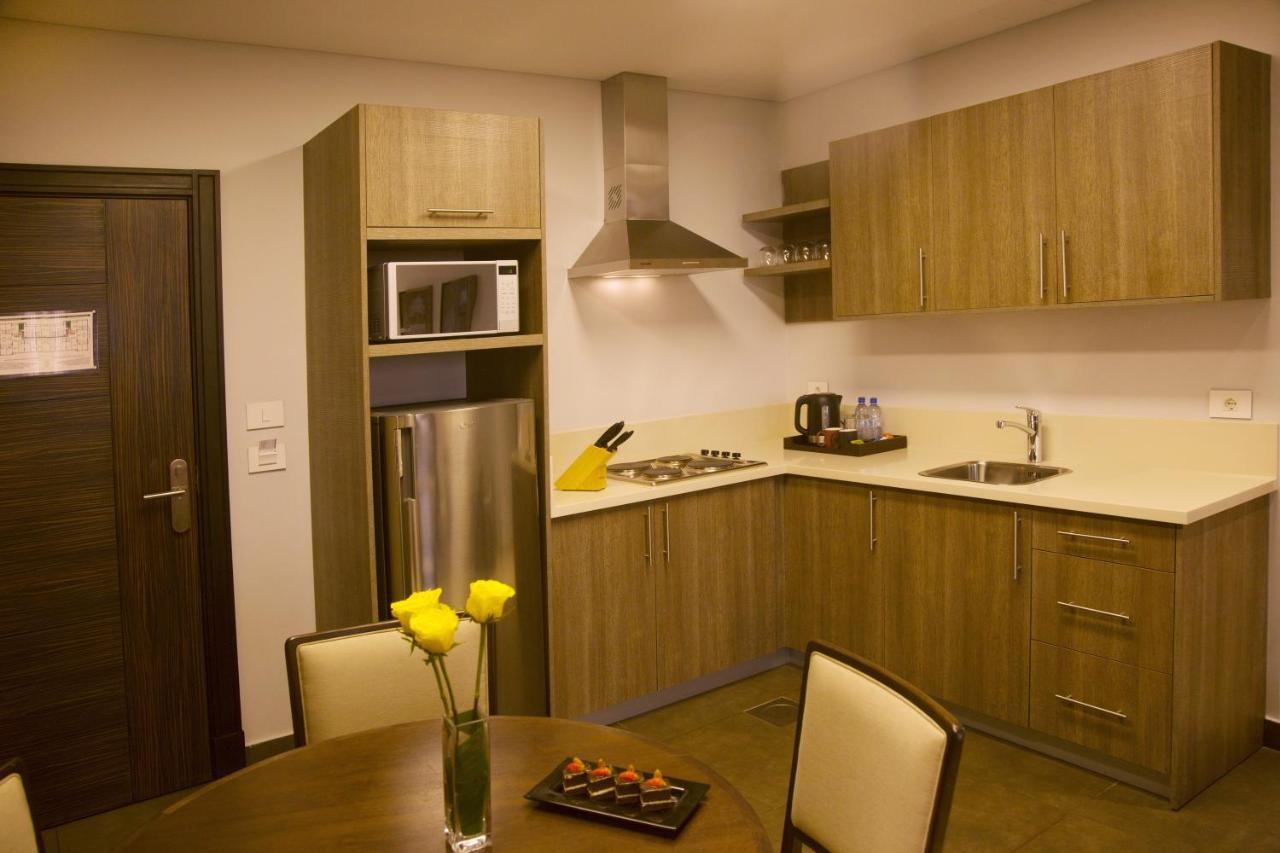 คิน พลาซา อาร์ยาน บาย โรตานา Hotel คินชาซา ภายนอก รูปภาพ