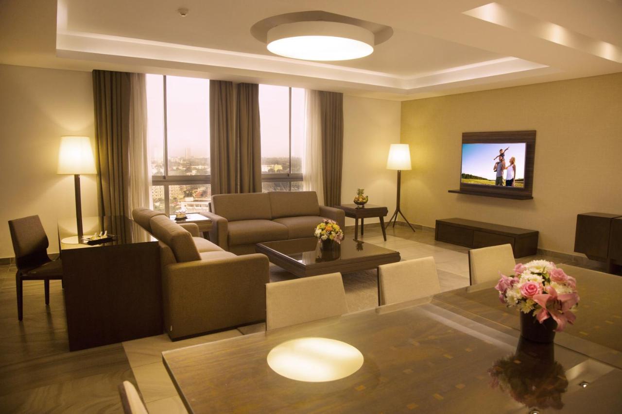 คิน พลาซา อาร์ยาน บาย โรตานา Hotel คินชาซา ภายนอก รูปภาพ