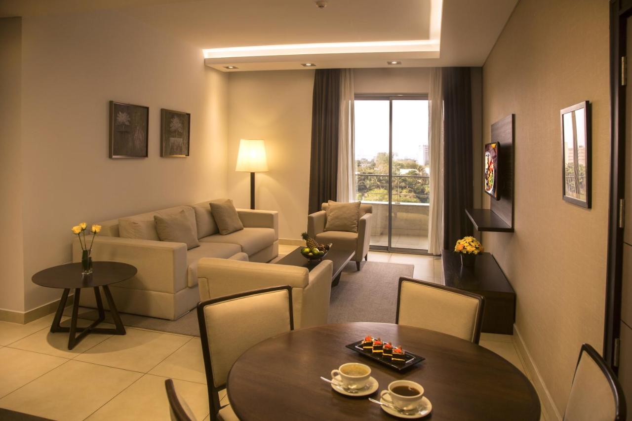 คิน พลาซา อาร์ยาน บาย โรตานา Hotel คินชาซา ภายนอก รูปภาพ